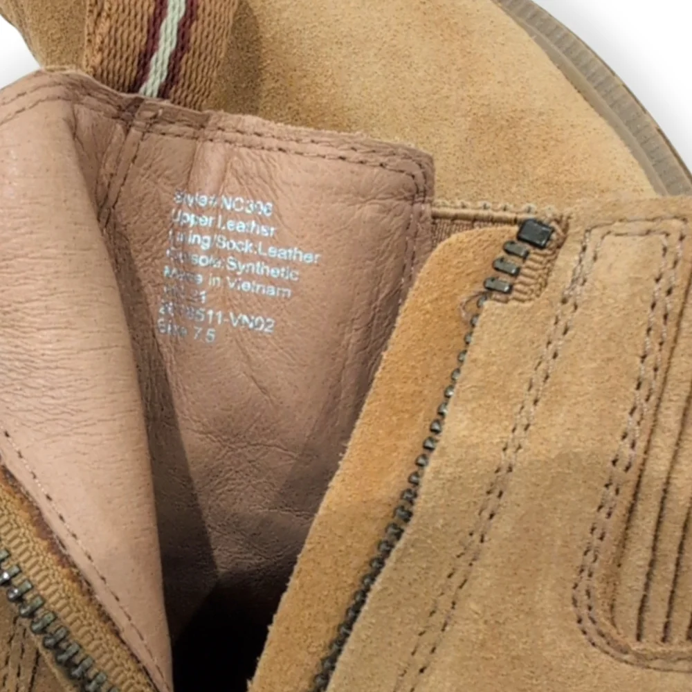 NWOB Madewell Calvin Boot Distant Sand Suede Size 7.5